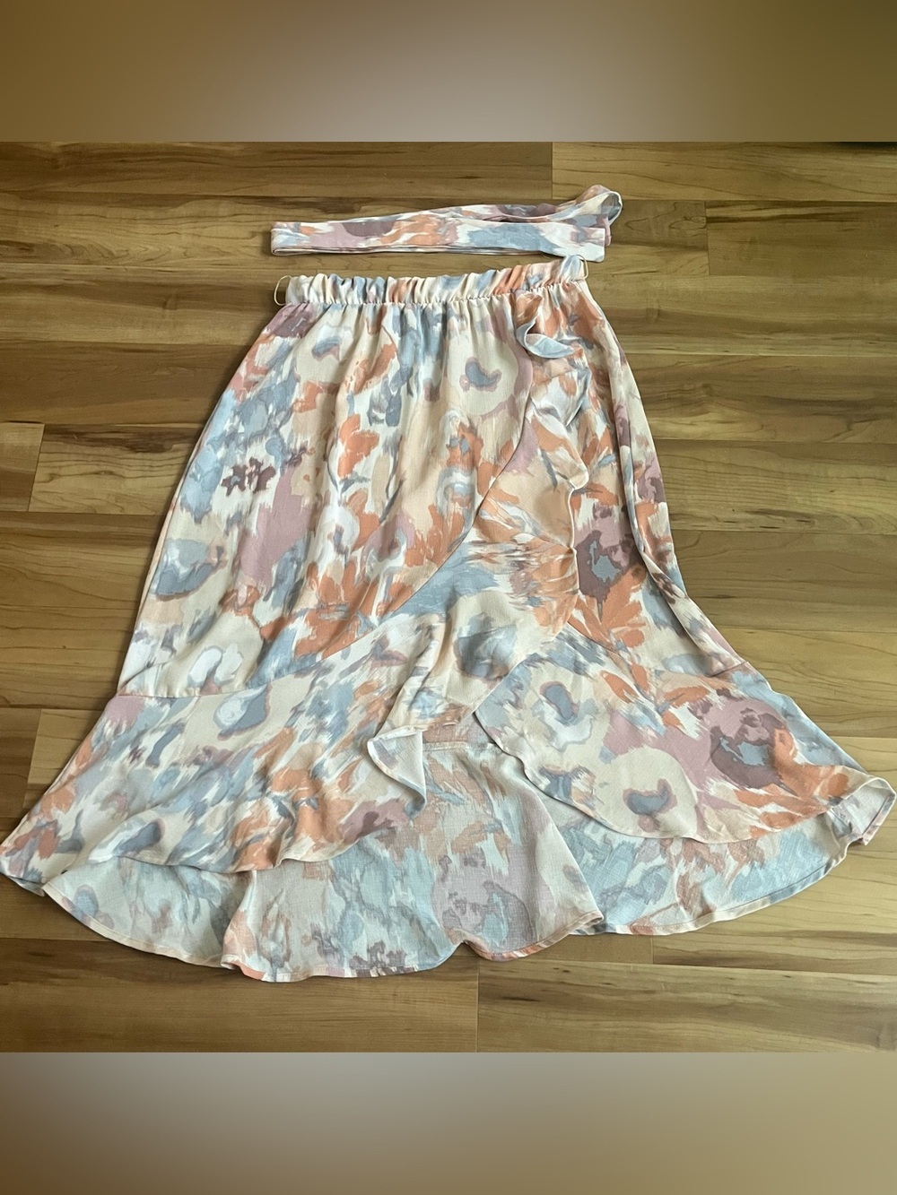 Madison + Hudson Abstract Floral Ruffle Wrap Midi Skirt Size M - Picture 3 of 12